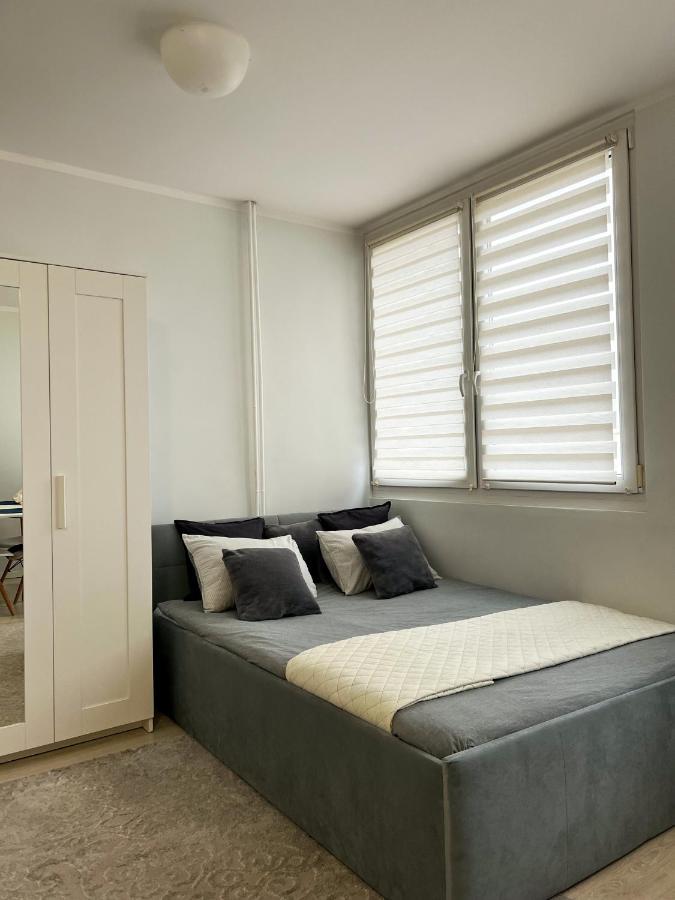 Przytulna Kawalerka Apartment Варшава Екстериор снимка