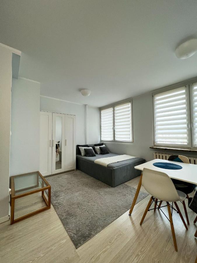 Przytulna Kawalerka Apartment Варшава Екстериор снимка