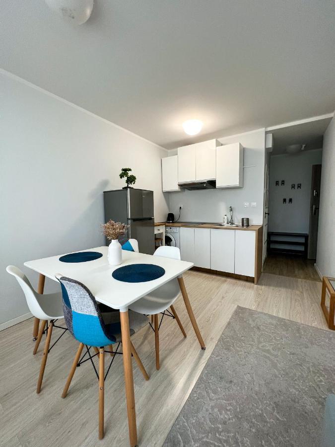 Przytulna Kawalerka Apartment Варшава Екстериор снимка